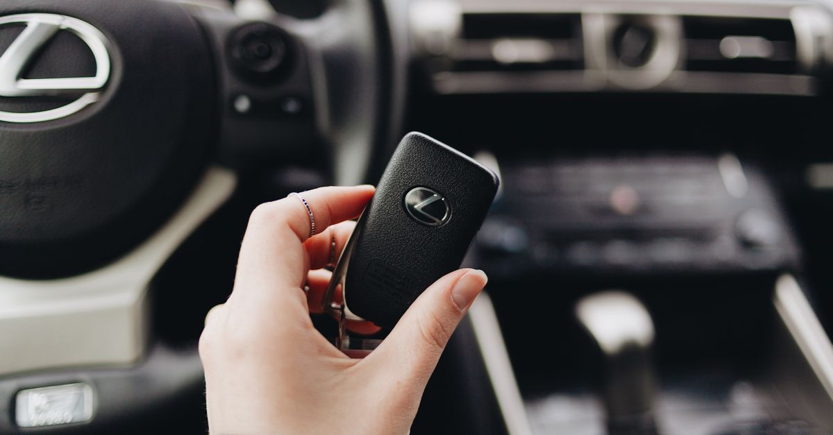 Honda car key fob — McKinley Locksmith