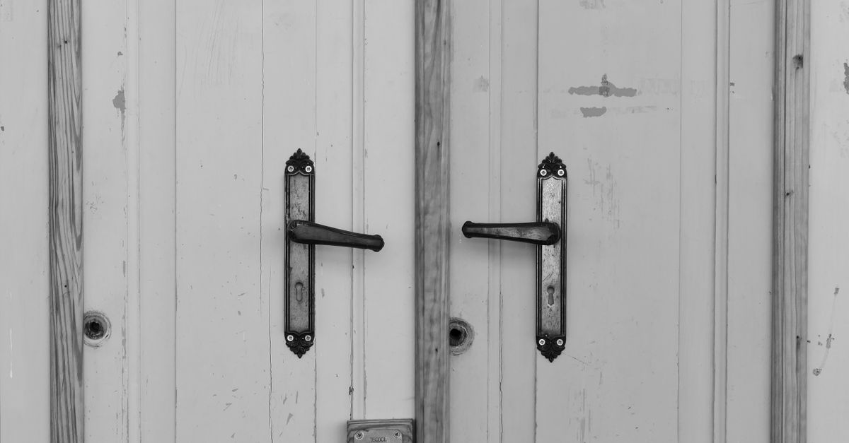 Wobbly Door Knob Lock? Simple Fixes and When It's Time to Upgrade — McKinley Locksmith