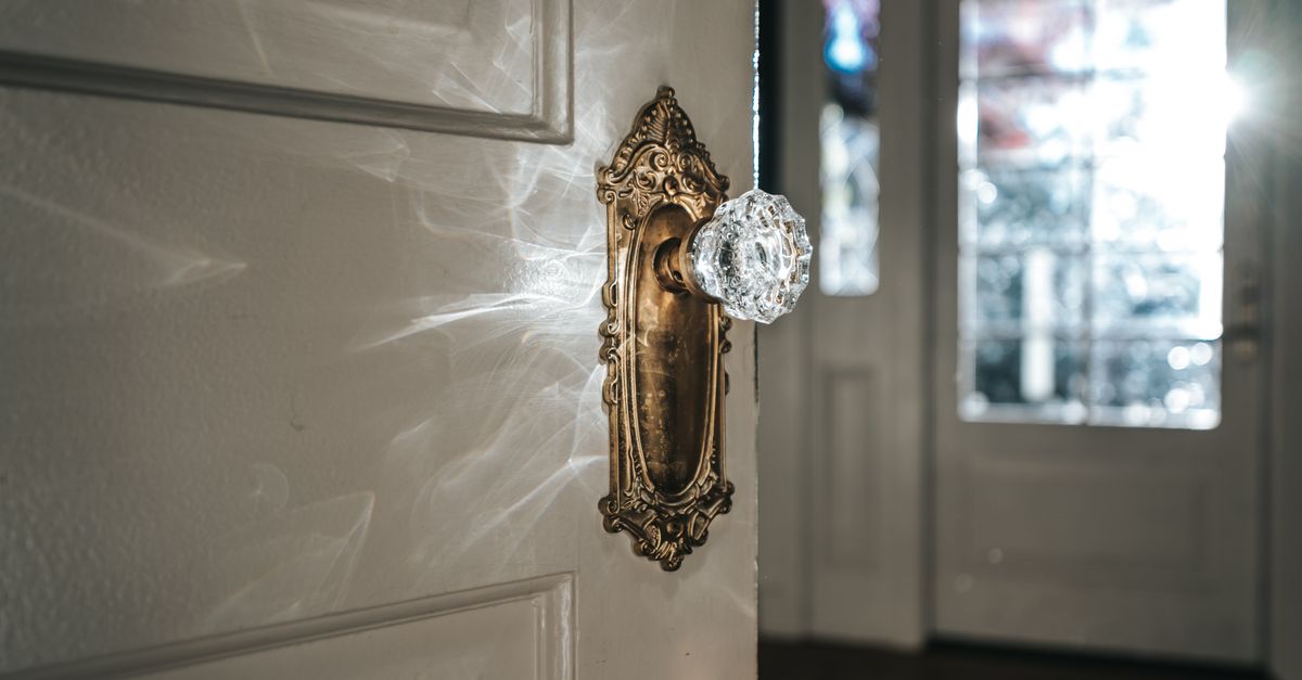 Deadbolt Installation — McKinley Locksmith