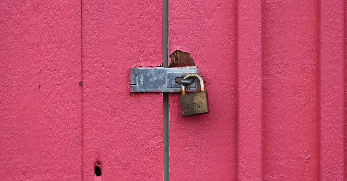 Locked Out at Night in Elkins Park? Here's What to Do Before Calling — McKinley Locksmith