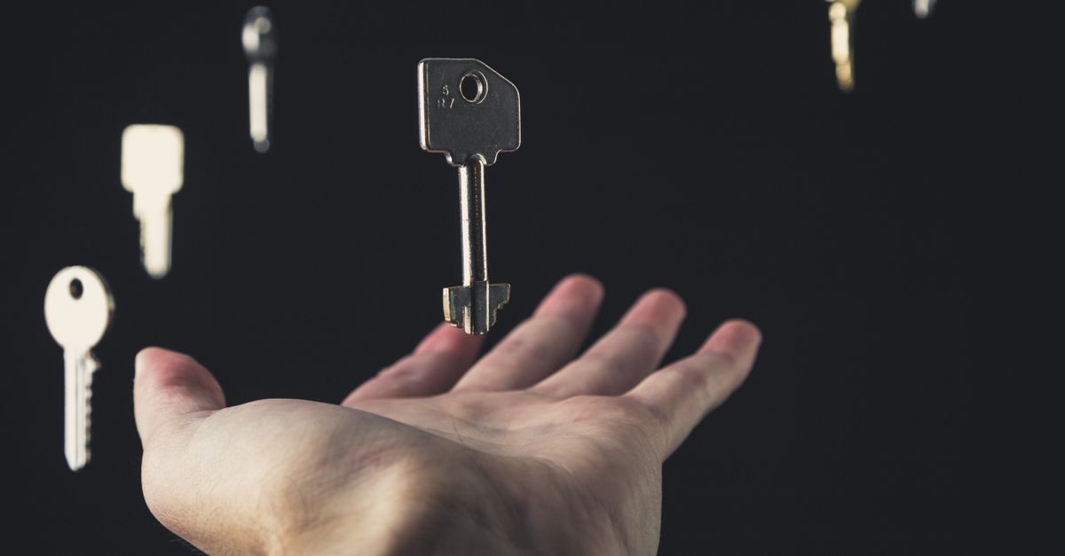 locksmith tools keys — McKinley Locksmith